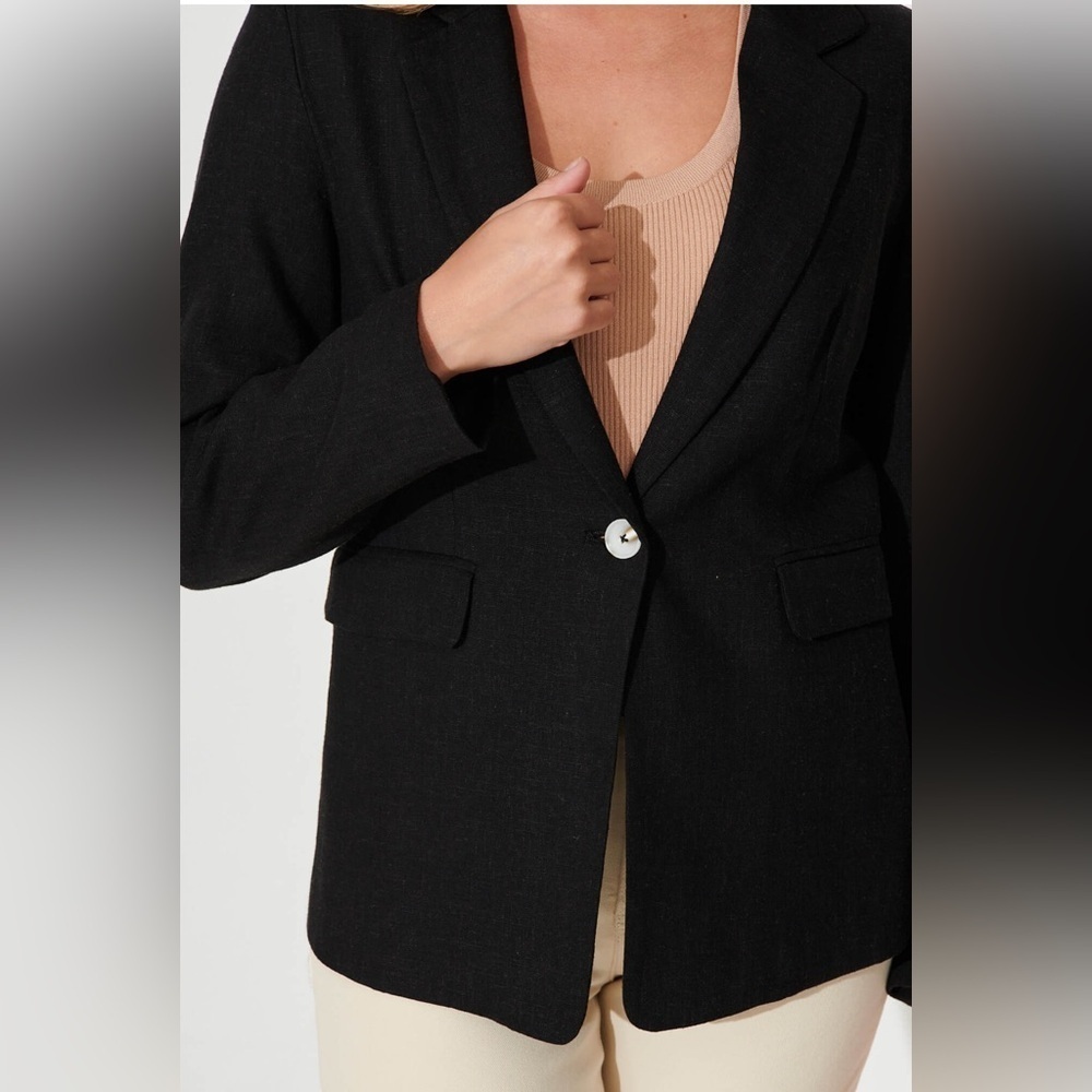 GeeGee Elegant Black Women's Blazer.  Size-1XL